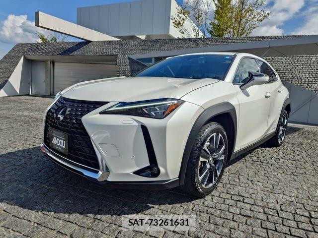 Lexus UX 2021-07 8743540-0