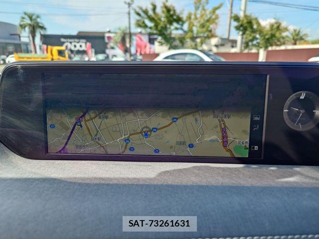 Lexus UX 2021-07 8743540-14