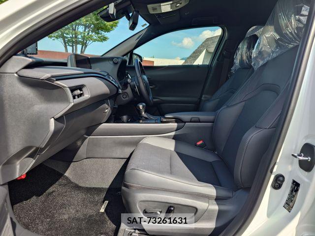 Lexus UX 2021-07 8743540-19
