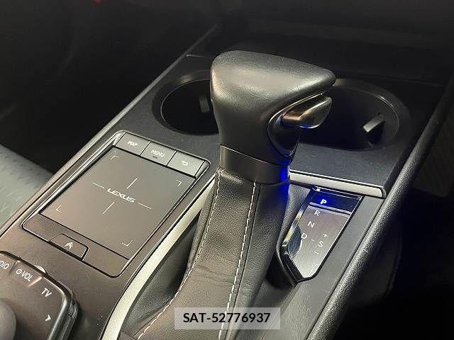 Lexus UX 2019-08 8743545-12