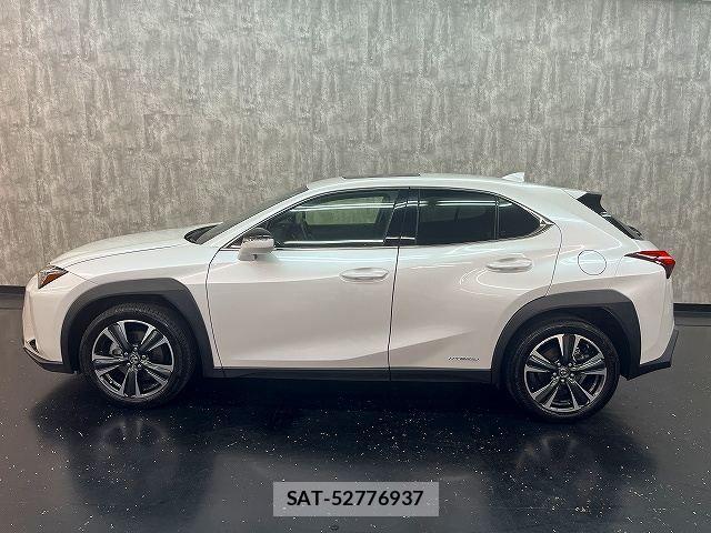 Lexus UX 2019-08 8743545-26