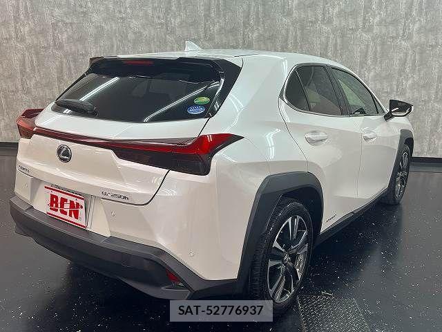 Lexus UX 2019-08 8743545-2