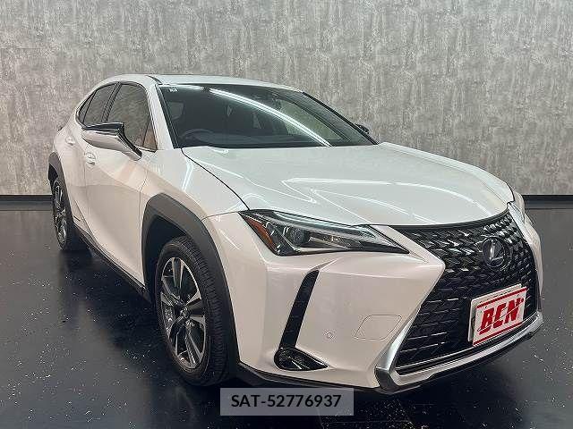 Lexus UX 2019-08 8743545-6