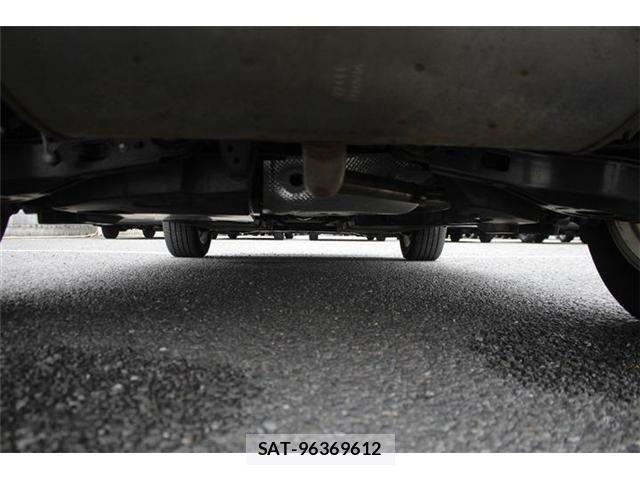 Lexus UX 2023-07 8743541-26