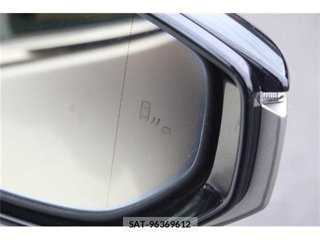 Lexus UX 2023-07 8743541-5