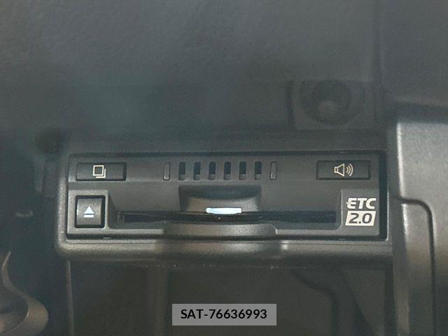 Lexus UX 2021-07 8796524-5