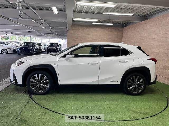 Lexus UX 2019-10 8796525-16