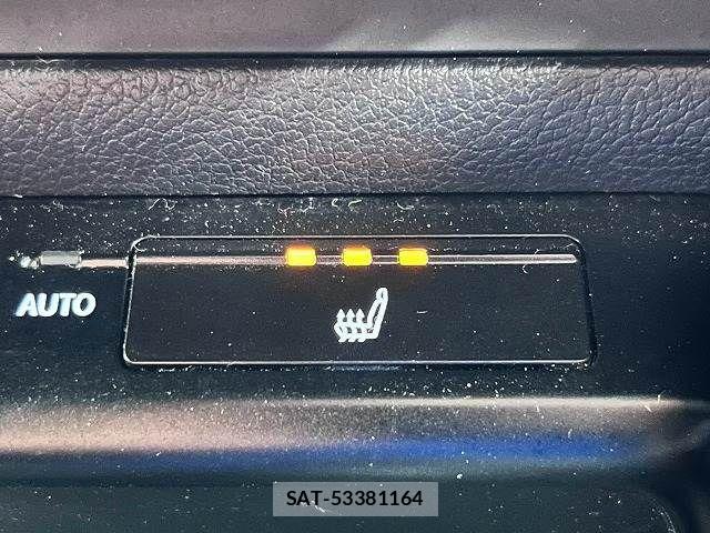 Lexus UX 2019-10 8796525-7