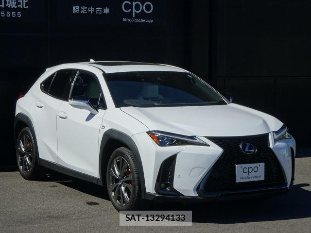 Lexus UX 2023-06 8796521-2
