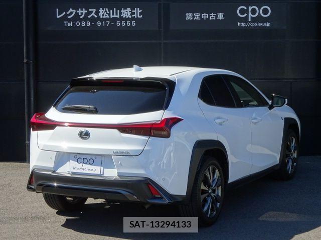 Lexus UX 2023-06 8796521-3