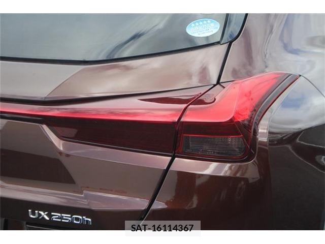 Lexus UX 2020-11 8796527-26