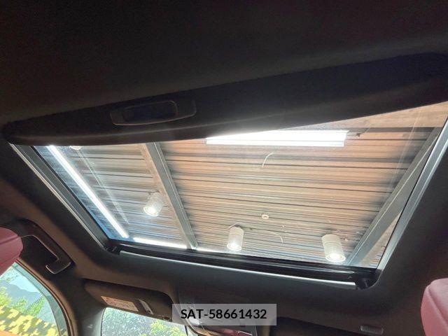 Lexus UX 2019-03 8796522-2