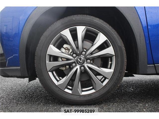 Lexus UX 2023-10 8796523-16