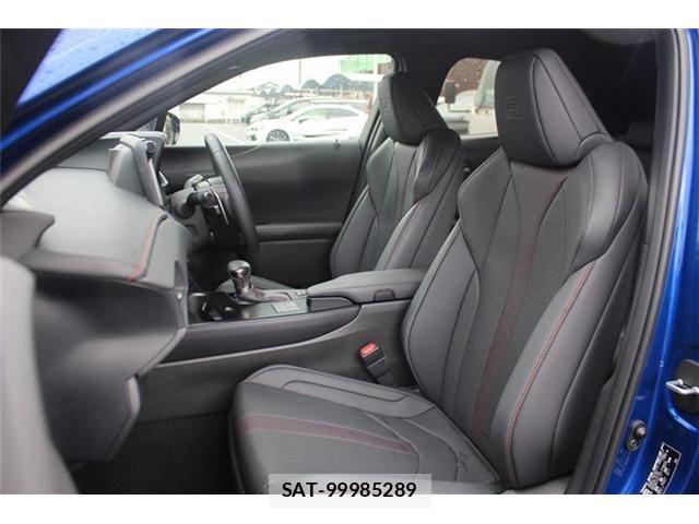 Lexus UX 2023-10 8796523-25