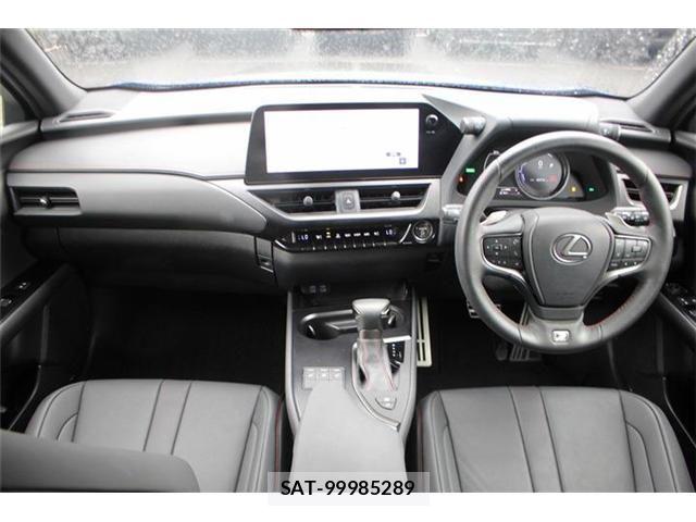 Lexus UX 2023-10 8796523-26