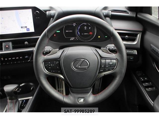 Lexus UX 2023-10 8796523-27