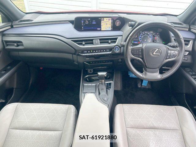 Lexus UX 2020-09 8796529-1