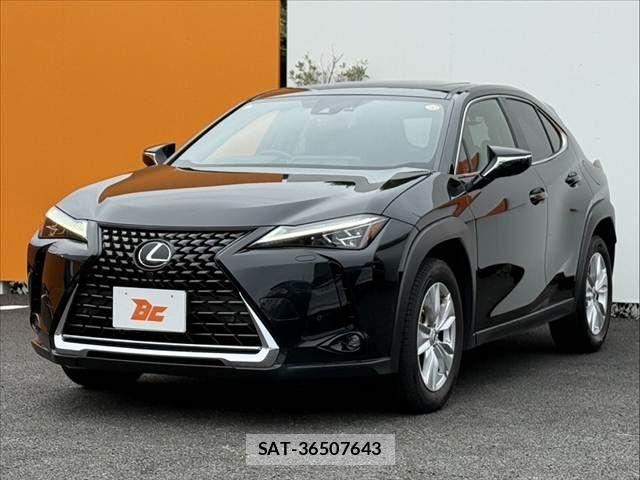 Lexus UX 2023-09 8830040-9