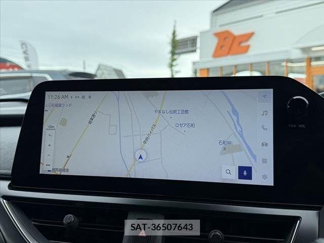 Lexus UX 2023-09 8830040-3