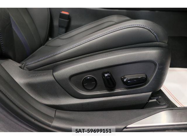 Lexus UX 2021-12 8830039-19