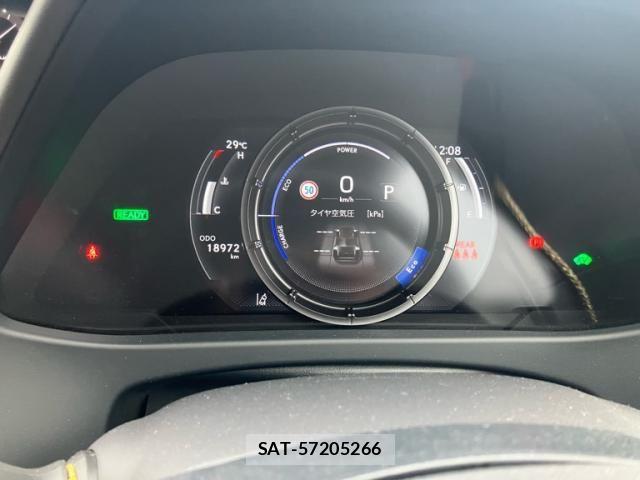 Lexus UX 2021-11 8830048-16