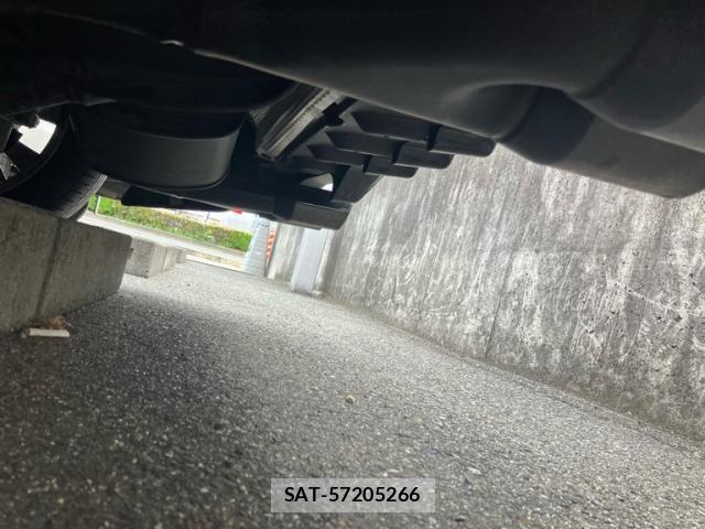 Lexus UX 2021-11 8830048-6