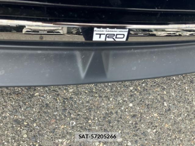 Lexus UX 2021-11 8830048-7
