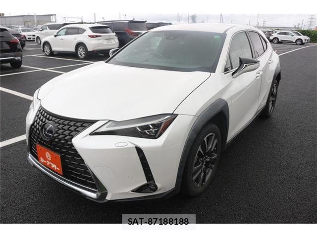 Lexus UX 2019-09 8830049-12