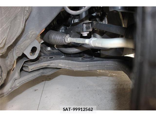 Lexus UX 2019-06 8830047-19