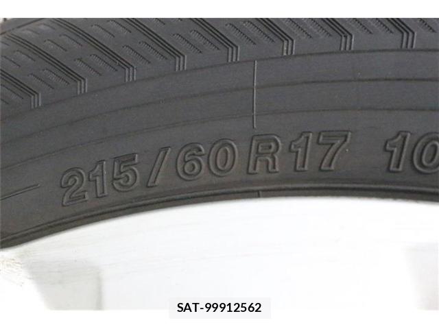 Lexus UX 2019-06 8830047-21