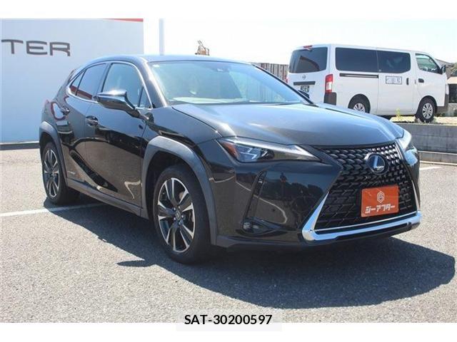 Lexus UX 2019-10 8849621-9