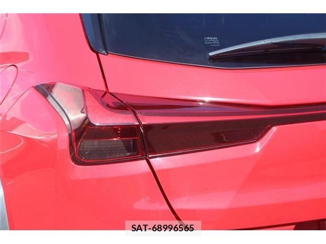 Lexus UX 2023-08 8848946-14