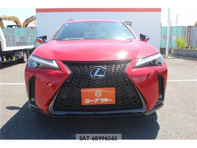 Lexus UX 2023-08 8848946-6