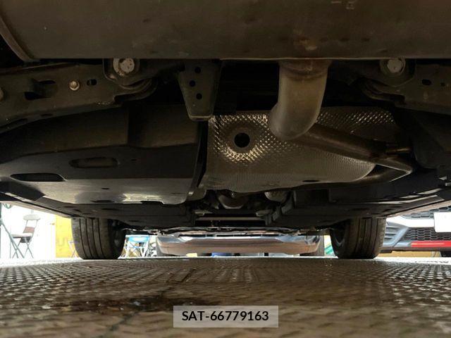 Lexus UX 2021-01 8871372-18