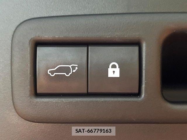 Lexus UX 2021-01 8871372-4