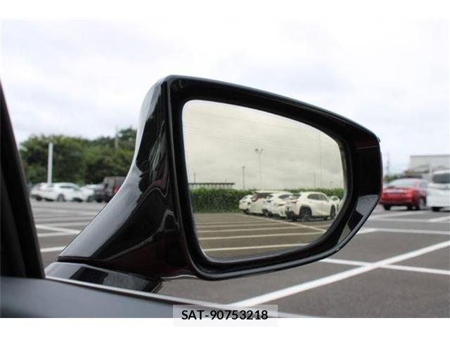 Lexus UX 2018-11 8880577-22