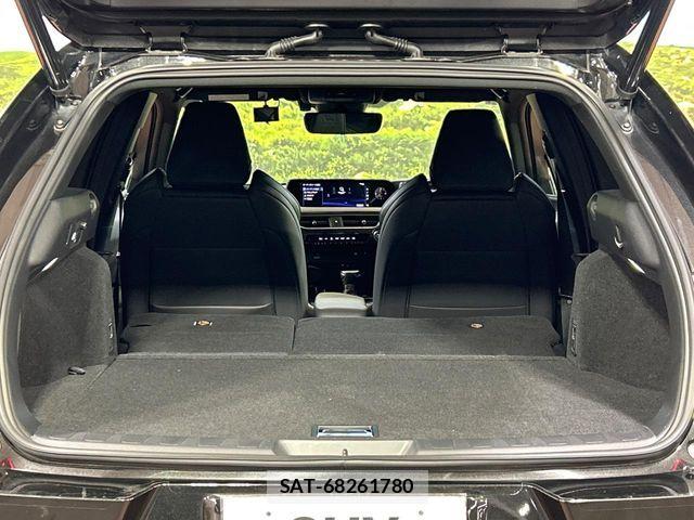 Lexus UX 2019-01 8880572-9