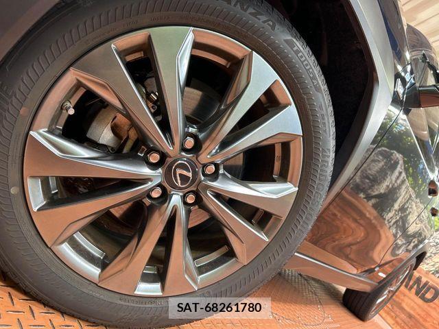 Lexus UX 2019-01 8880572-12