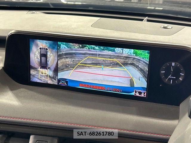 Lexus UX 2019-01 8880572-3