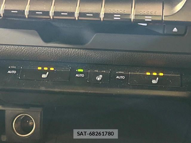 Lexus UX 2019-01 8880572-6