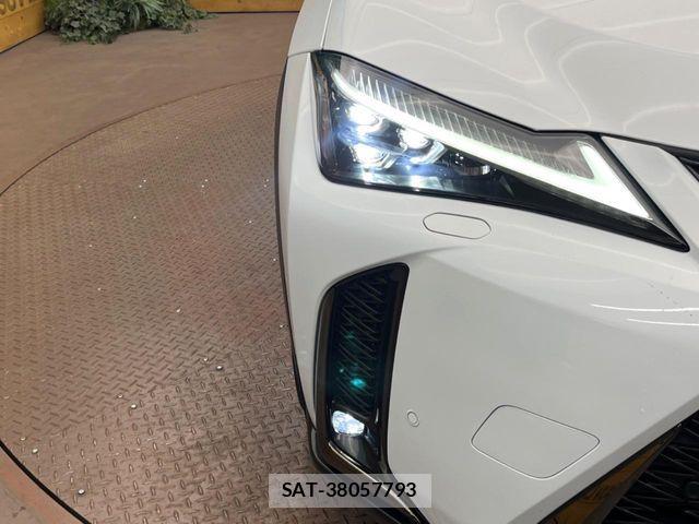 Lexus UX 2021-09 8880575-12