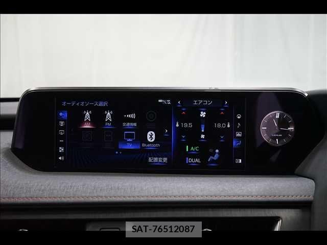 Lexus UX 2019-05 8880574-10