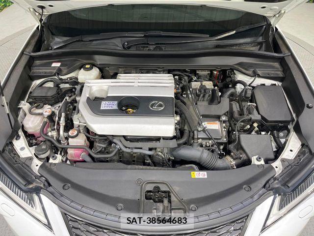 Lexus UX 2020-04 8883865-17