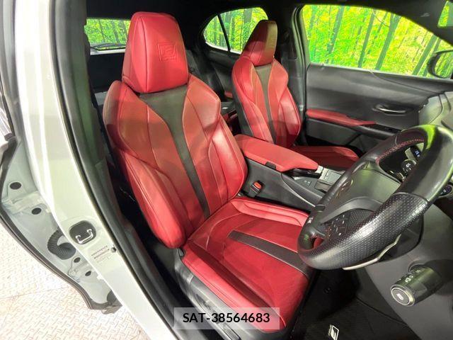 Lexus UX 2020-04 8883865-7