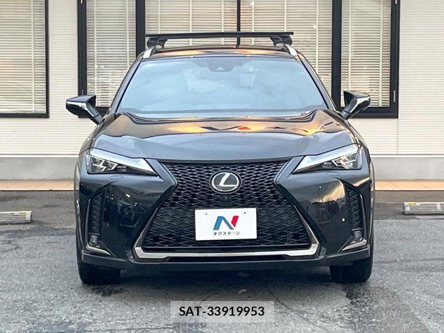 Lexus UX 2021-08 8883864-14