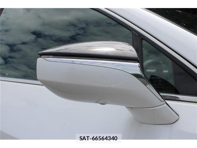 Lexus UX 2019-09 8883866-22
