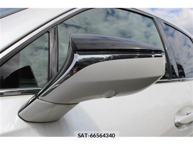 Lexus UX 2019-09 8883866-23