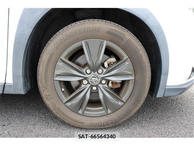 Lexus UX 2019-09 8883866-26