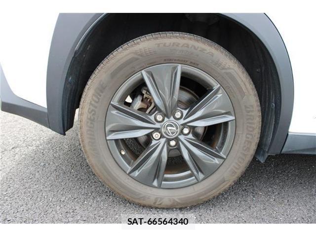 Lexus UX 2019-09 8883866-27