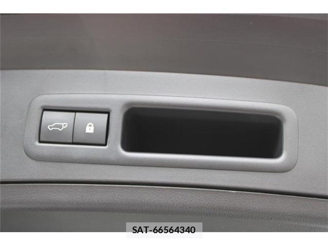 Lexus UX 2019-09 8883866-3